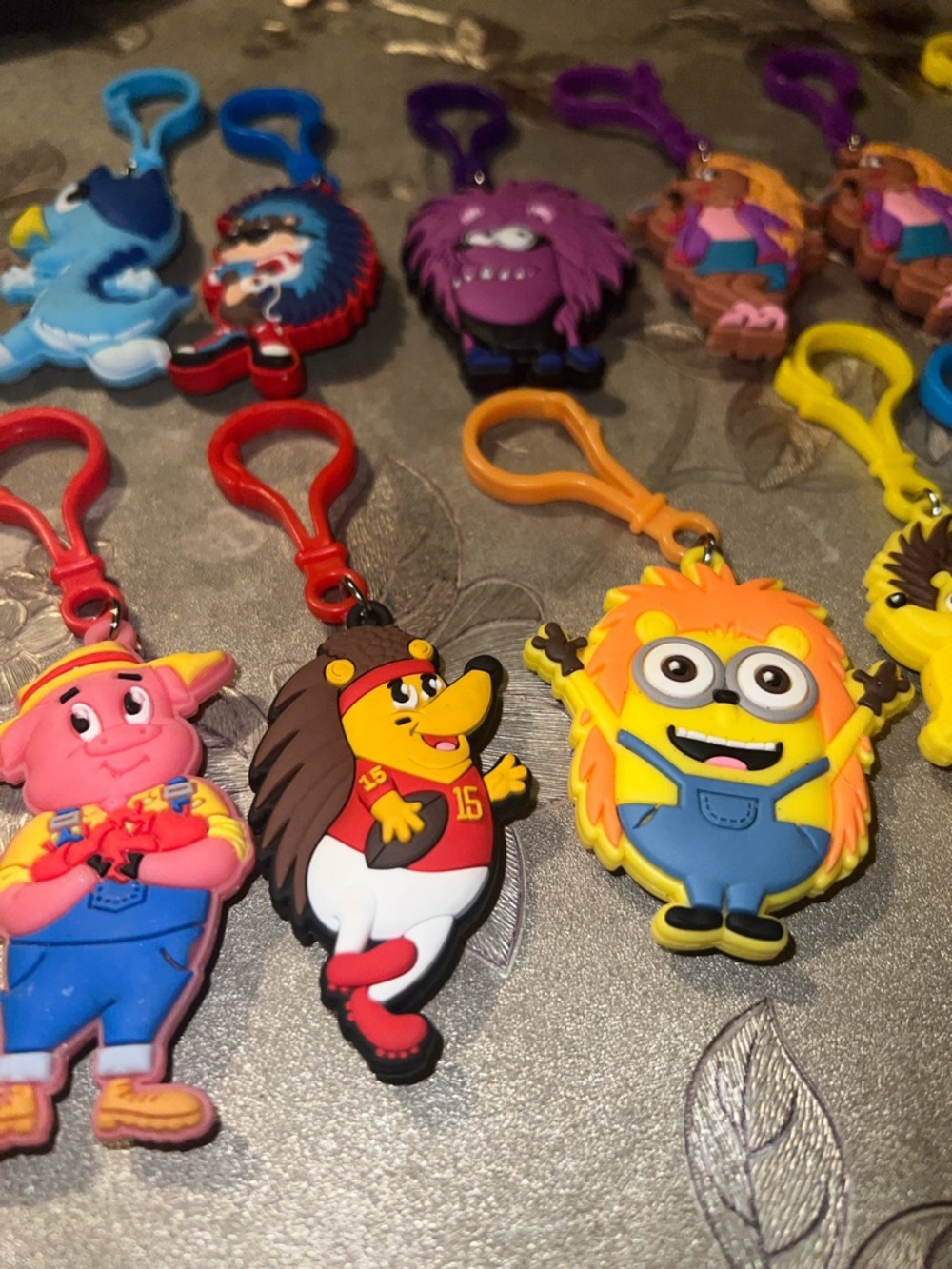 Kids Keychain Toy Set - Assorted Color Character Clips - Picture 4 of 5